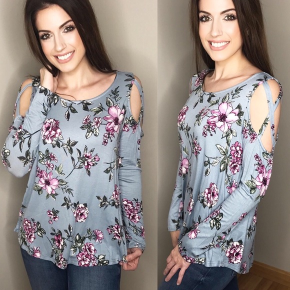 Powder blue floral top - Picture 3 of 6